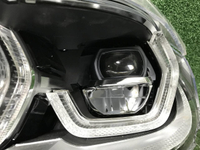 Битая Фара левая BMW X3 G01 (17-21) Adaptive LED