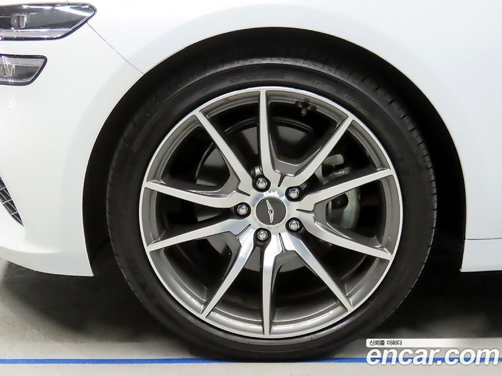 Genesis The New G70 Shooting Brake Бензин 2.0T 2WD (11.2022)