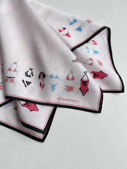 Платок розовый «Бикини» Burberry