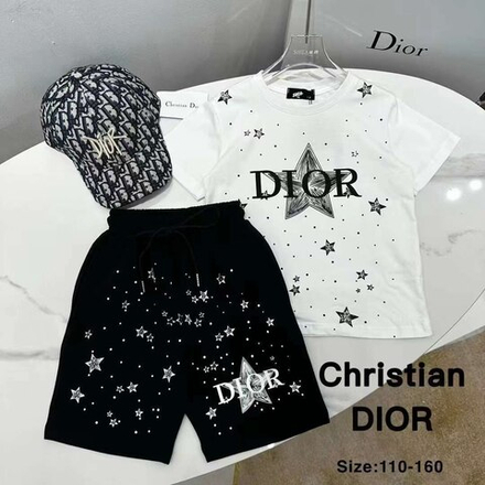 Шорты и футболка Christian Dior для девочки
