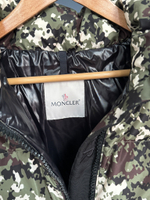 Пуховик Moncler, XS