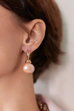 HMG 1131 peach Серьги с жемчужиной 1,9 см арт.0720