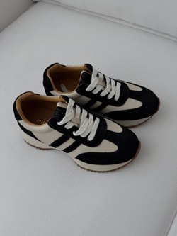 Кроссовки из натуральной замши