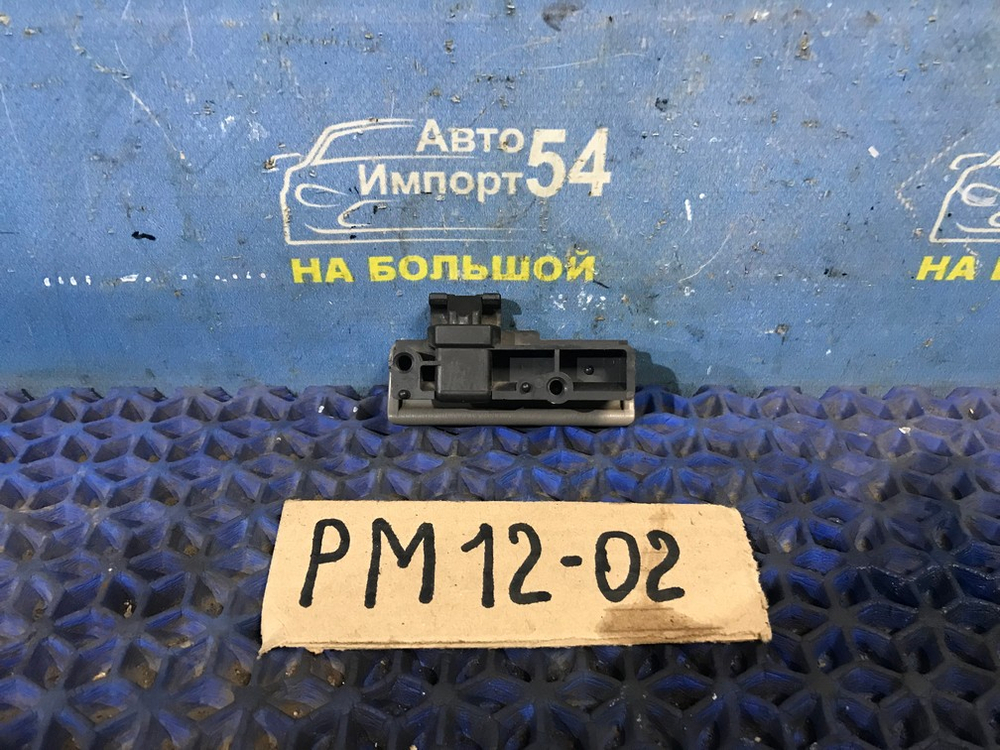 Бардачок пассажирский NISSAN LIBERTY 1999