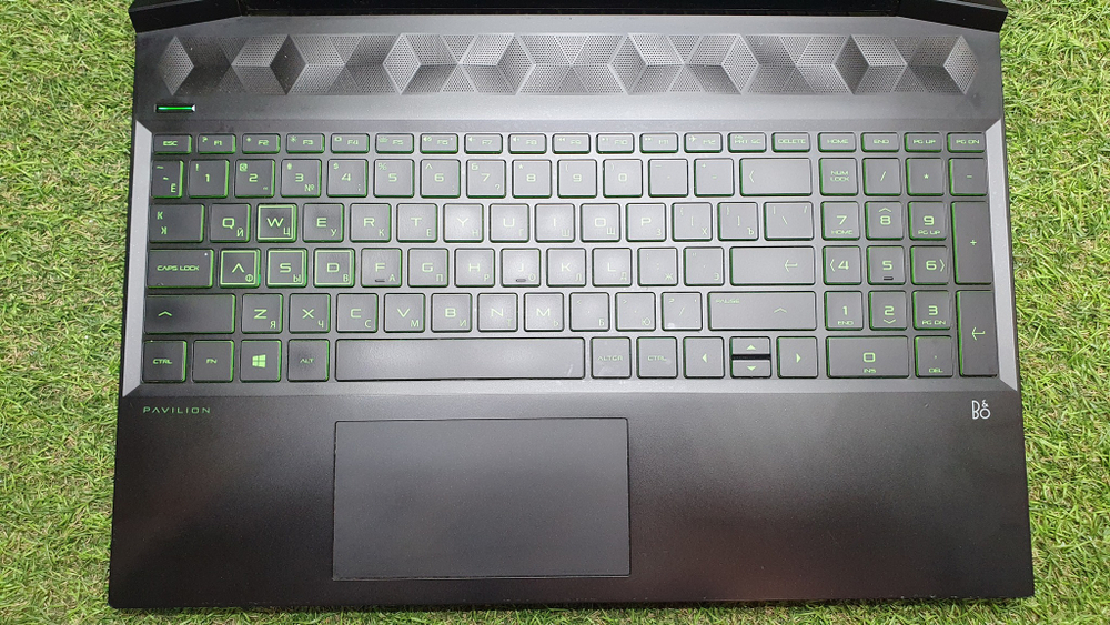 Игровой HP Ryzen 5/16Gb/GTX 1650 Ti 4Gb/FHD/Pavilion Gaming 15-ec1013ur 1a8m6ea/