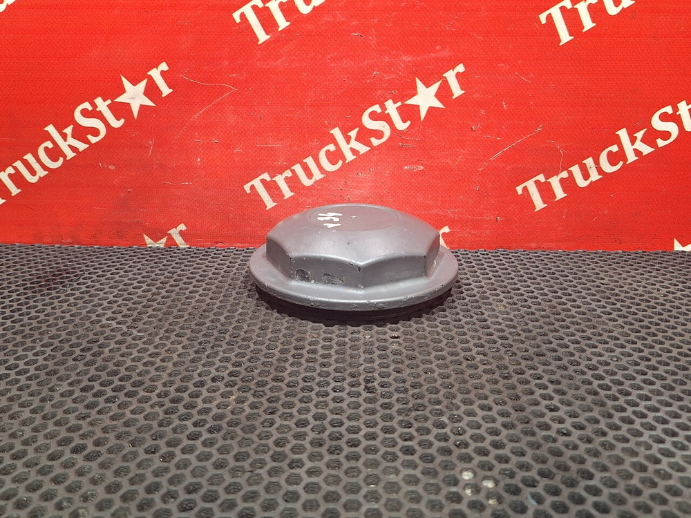 Крышка ступицы передней