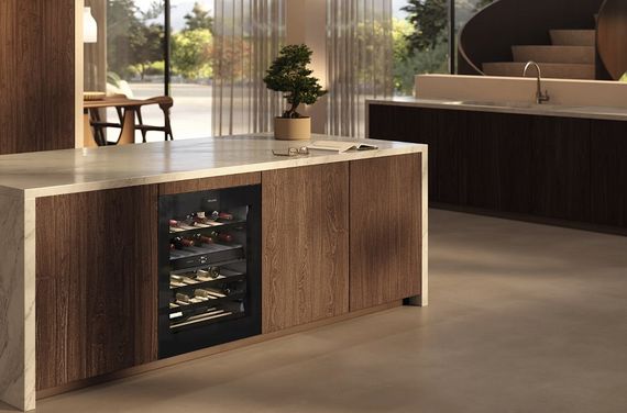 Винный холодильник Miele KWTUS 7096 E Обсидианово-черное стекло