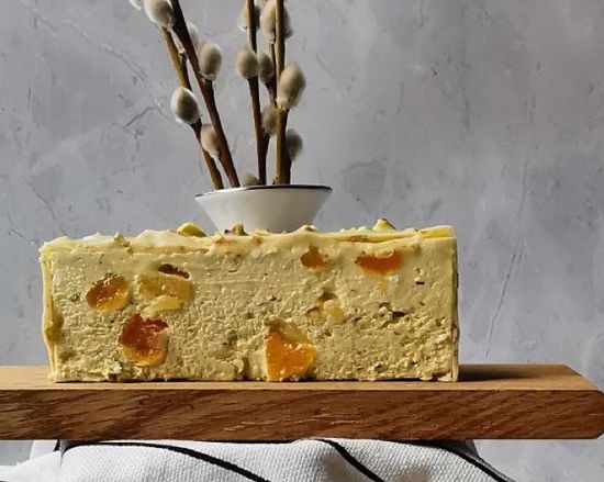 Бенто торт на Пасху фисташковый творожный