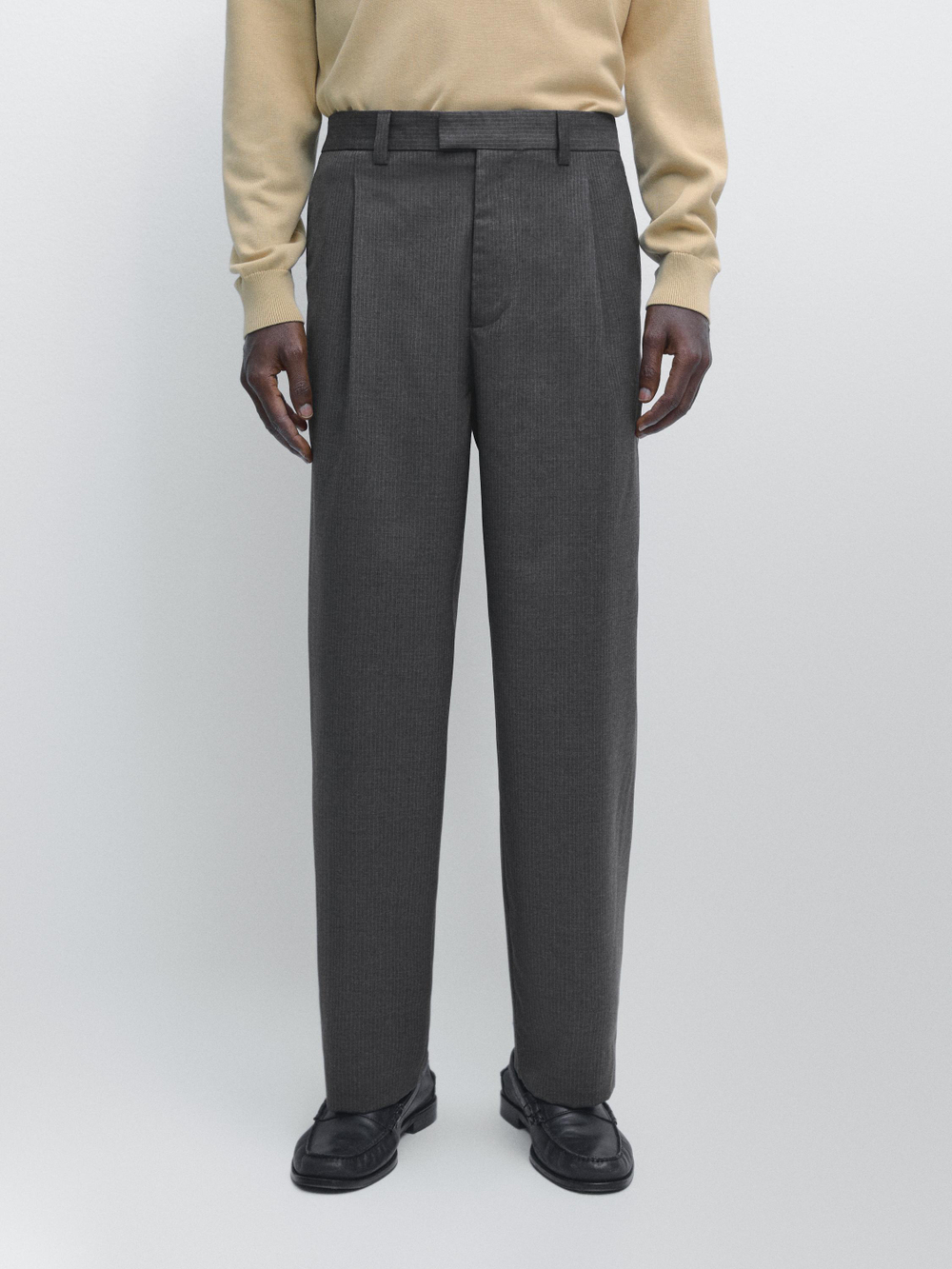 Massimo Dutti Брюки с вытачками из шерстяной смеси, серый
