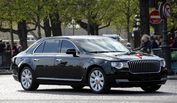 Hongqi вместо Mercedes: будет ли в России спрос на номенклатурный автомобиль китайской политической верхушки?
