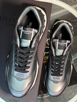 Кроссовки Valentino