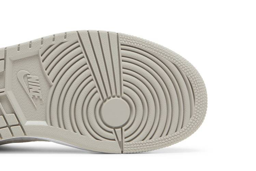Кроссовки Jordan Air Jordan 1 Low Cotton Fleece (Женская размерная сетка)