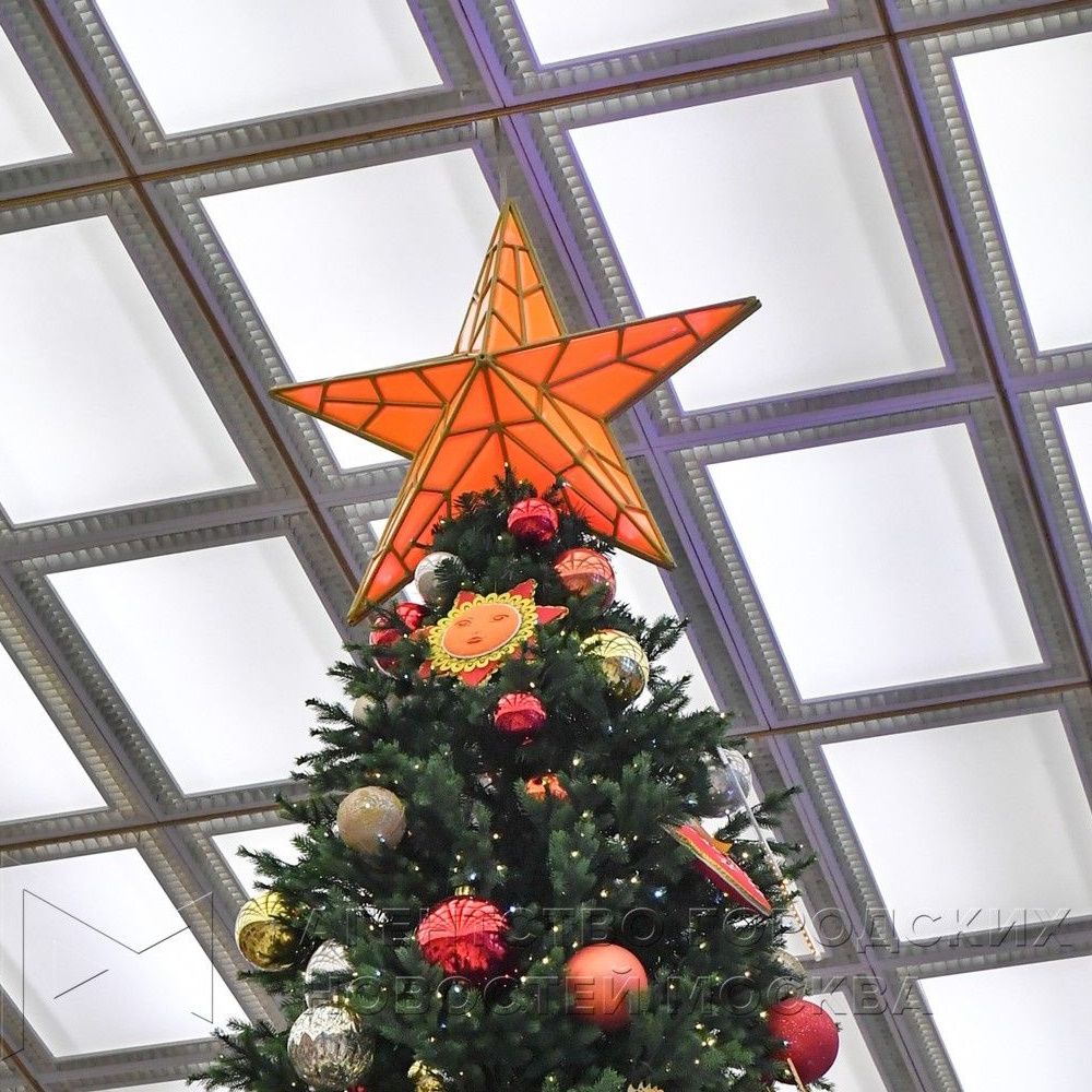 Световая макушка (навершие) «Рубиновая звезда»