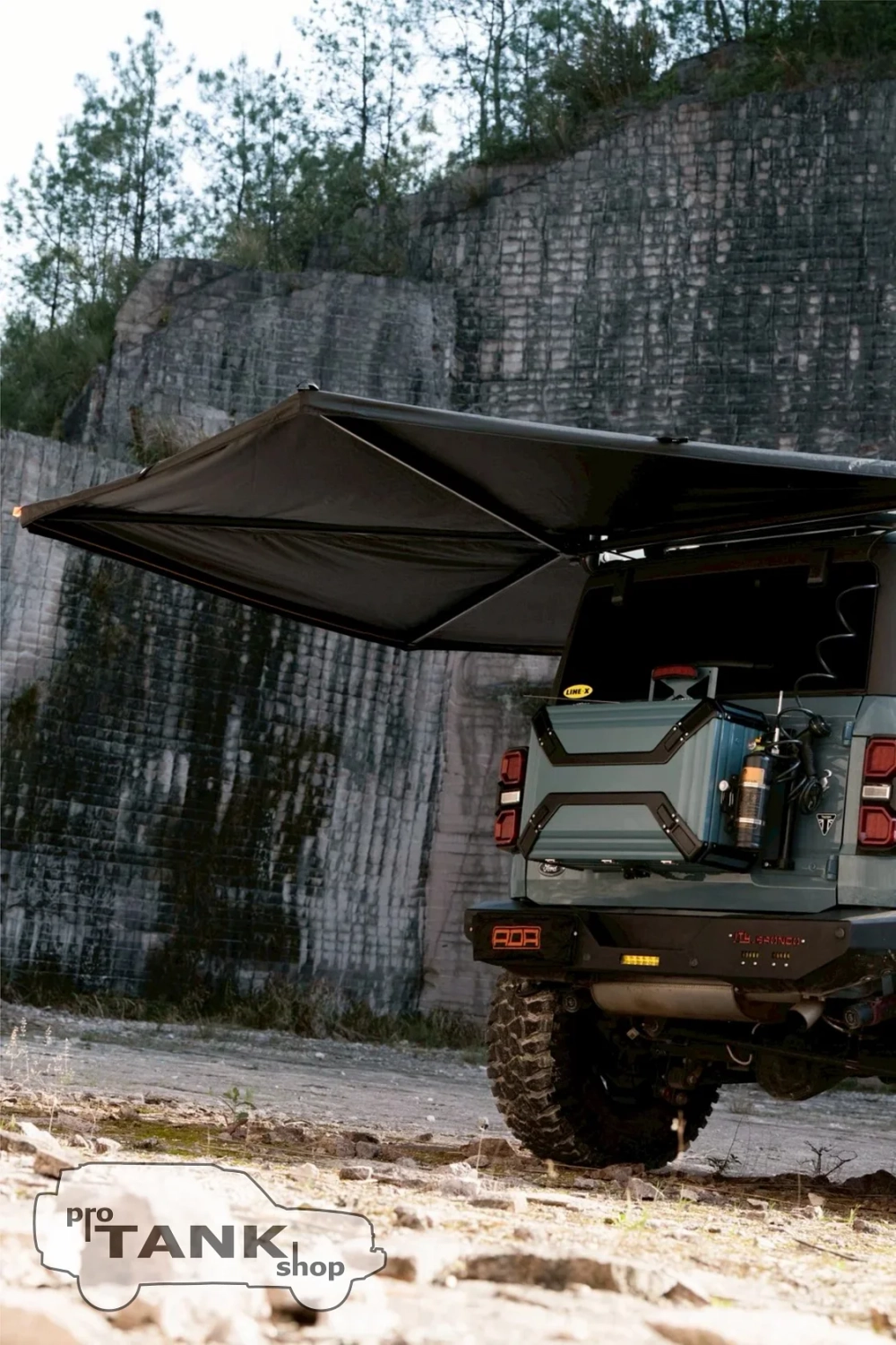 Маркиза веерная 270 гадусов 2.5 метра, в жестком кофре ADA OVERLAND