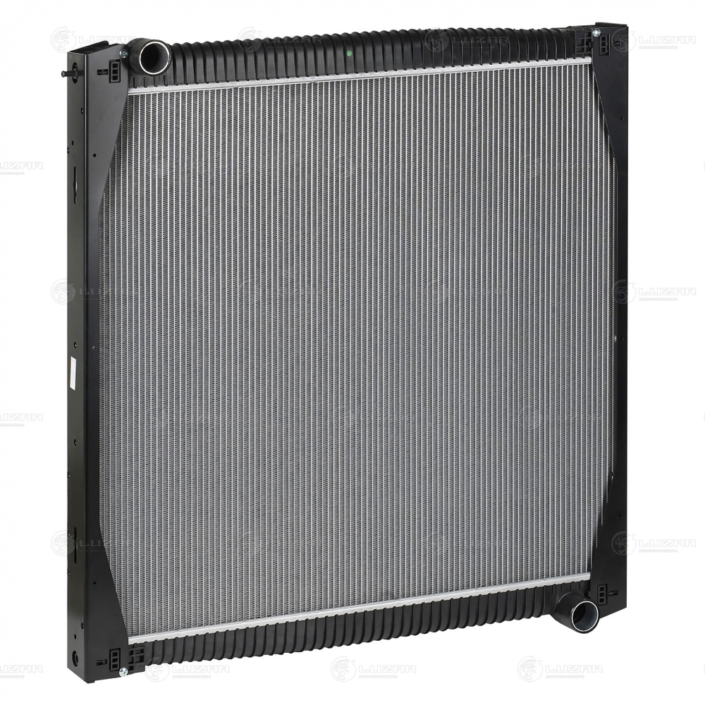 LRc 2817 -  Радиатор охлаждения для автомобилей Scania 4-series (95-) (сердц. 938*860мм) (с рамкой)