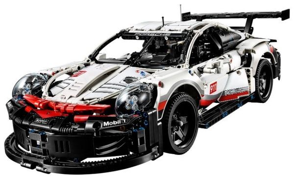 Конструктор LEGO Technic 42096 Порше 911 RSR