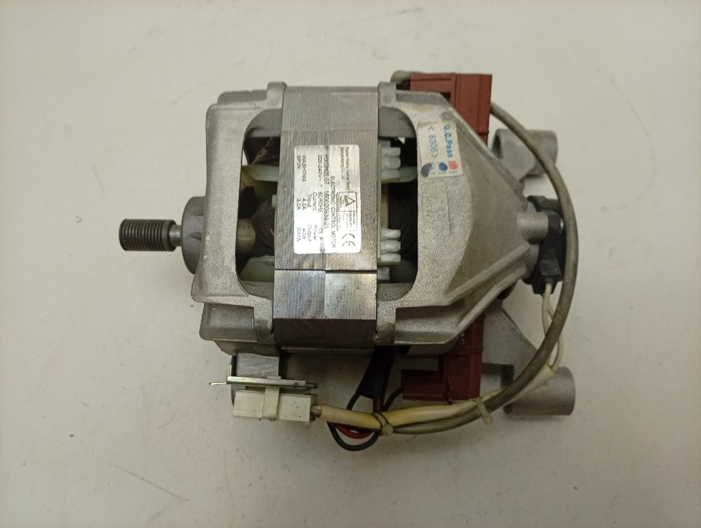 ARXL100 кт69 Двигатель для стиральной машины Hotpoint-Ariston 160020939 б/у