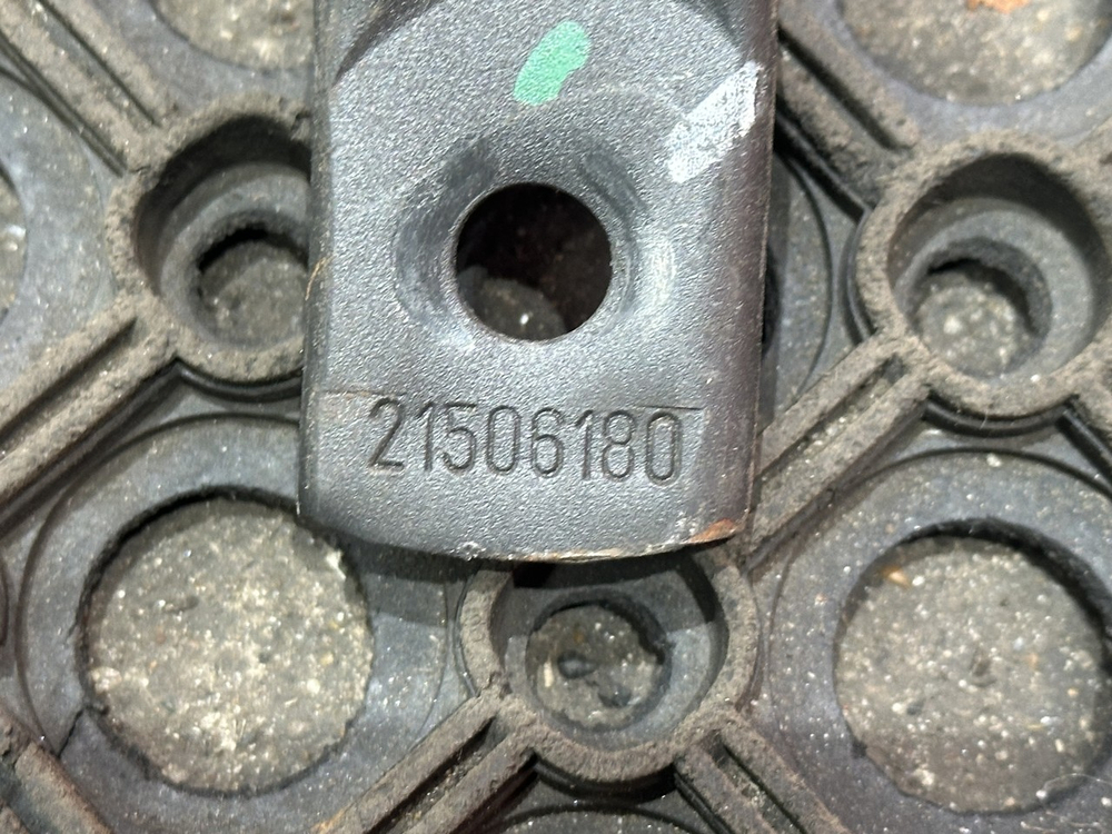 Поручень кабины левый