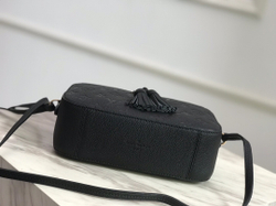 Louis Vuitton Saintonge