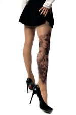 Чулки с принтом в виде девушки в маске на правой ножке (Размер: S-M-L) (Цвет: бежевый)