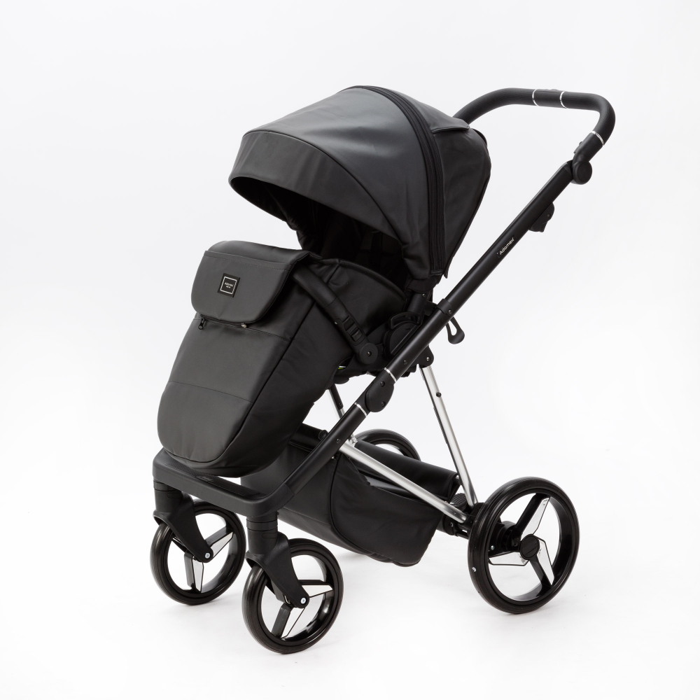 Детская универсальная коляска Adamex Quantum Star Deluxe Q-STAR108 (2в1) Черная экокожа, Хром