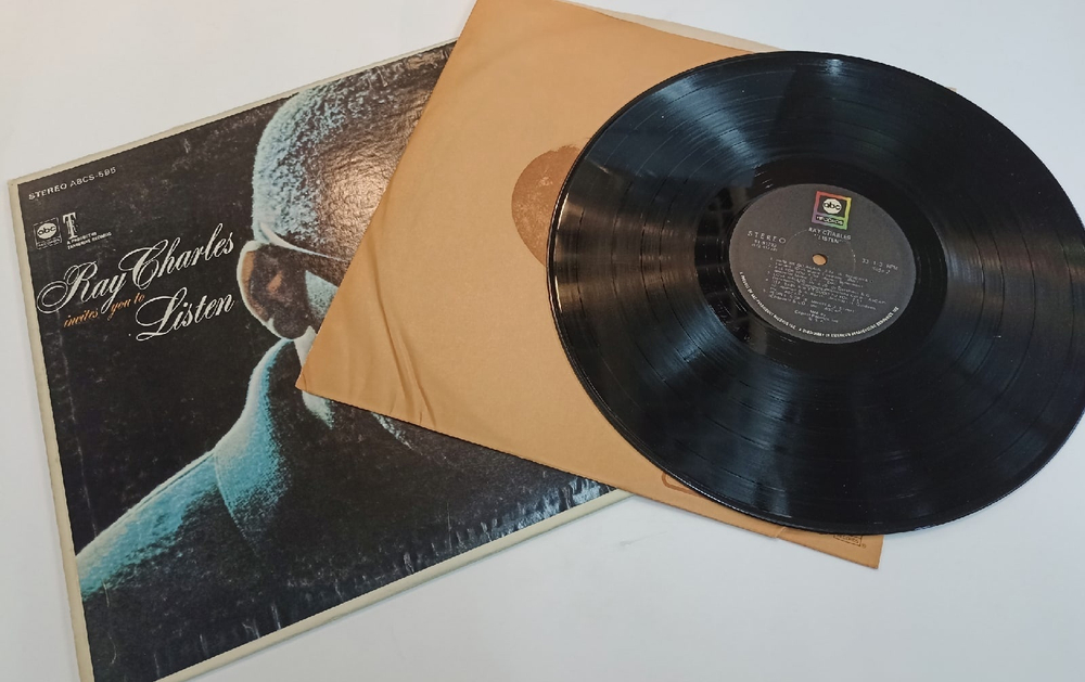 Ray Charles Invites You To Listen (USA)