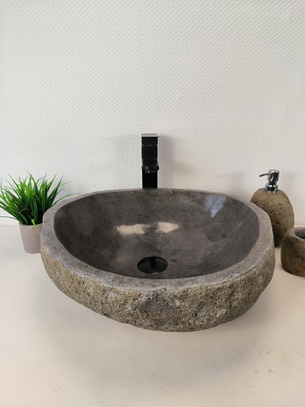 Раковина из речного камня RS-65996 48х46х15 из натурального камня