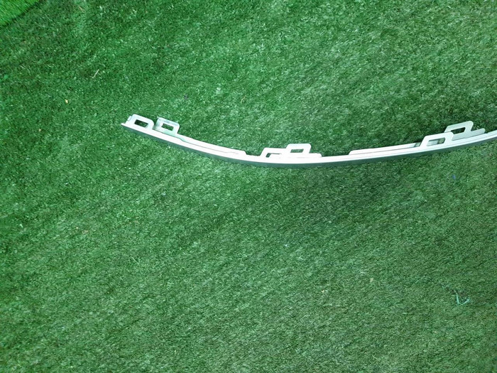 Молдинг заднего бампера правый VW Passat B8 (2014-2020)