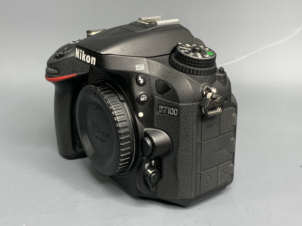 Nikon D7100 3.200 кадров