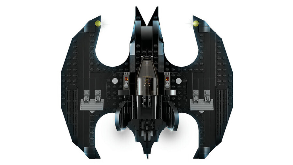 Конструктор LEGO DC Batman 76265 Бэтвинг: Бэтмен против Джокера