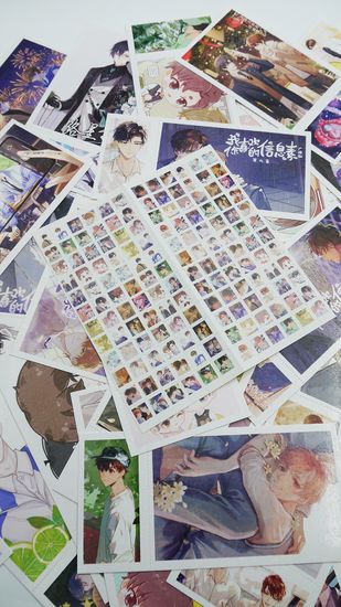 Набор открыток, карточек и наклеек "Поддельные двоечники / Fake twosome", 188 предметов