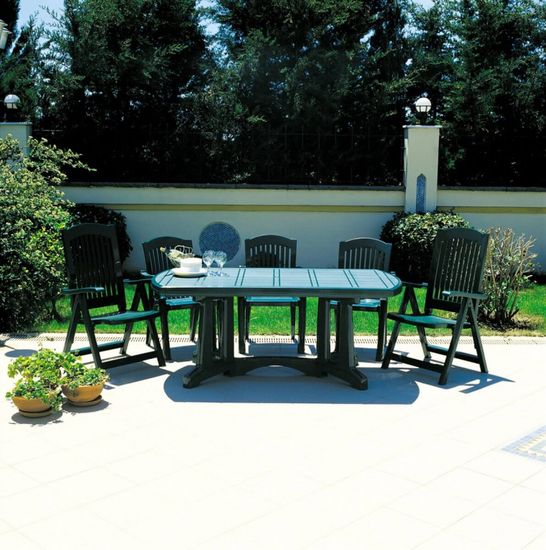 Кресло пластиковое Classic