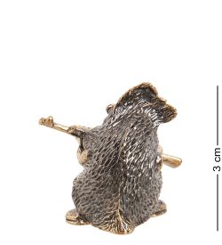 Народные промыслы AM- 275 Фигурка «Еж с автоматом» (латунь, янтарь)