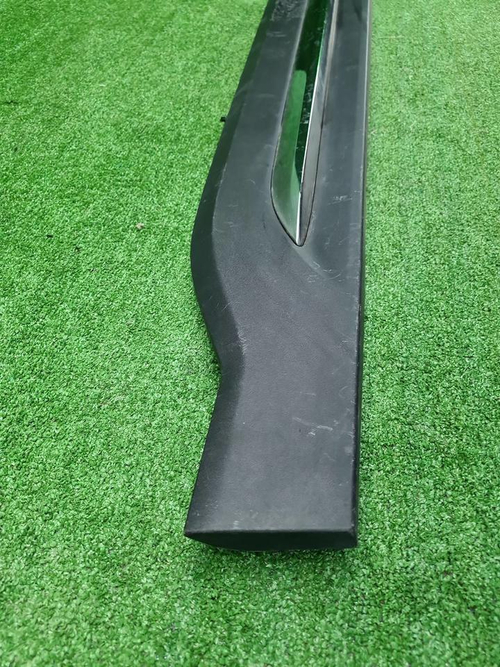 Накладка двери передняя левая Geely Okavango 23-нв