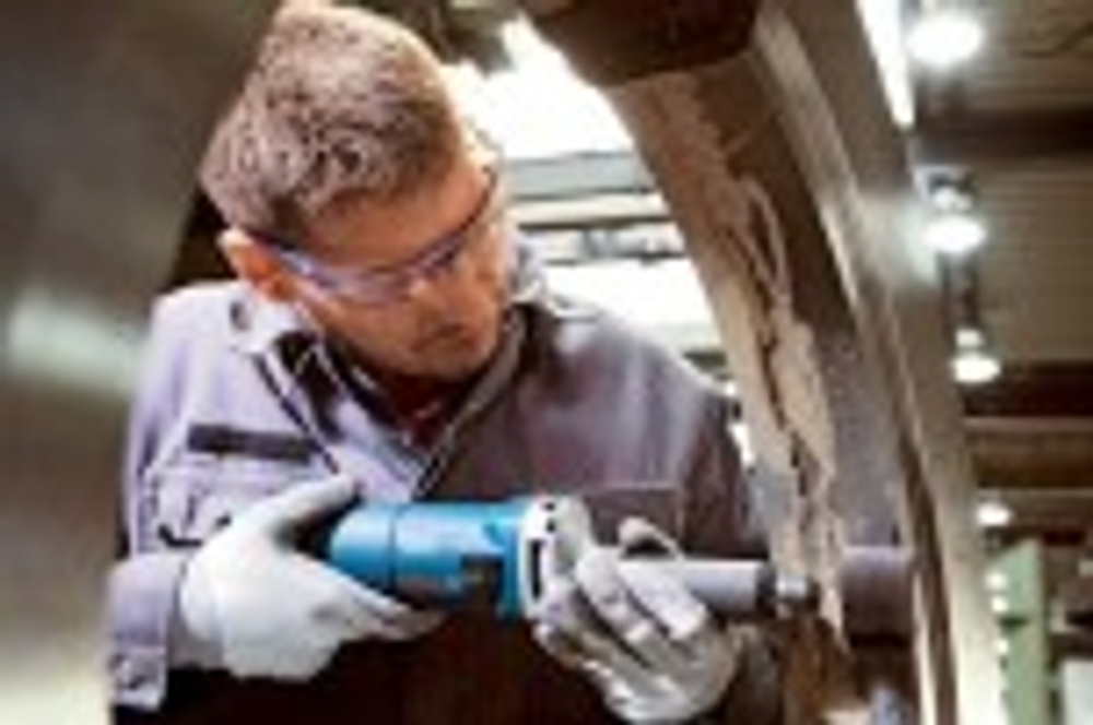 Шлифмашина прямая сетевая BOSCH GGS 8 CЕ   0601222100