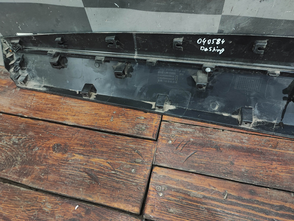 Накладка двери передней правой Jetour Dashing 22-нв Б/У Оригинал F165500220CA