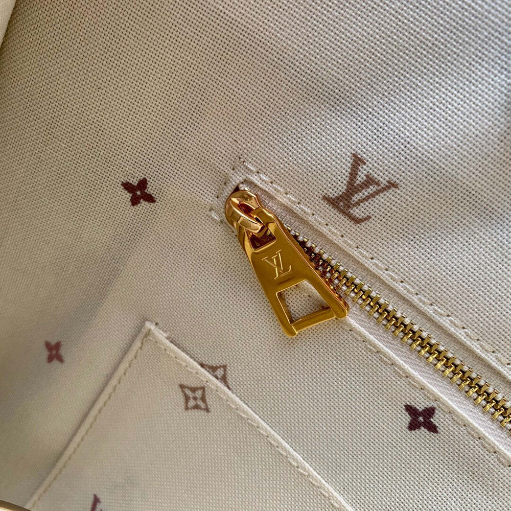 Louis Vuitton Onthego MM