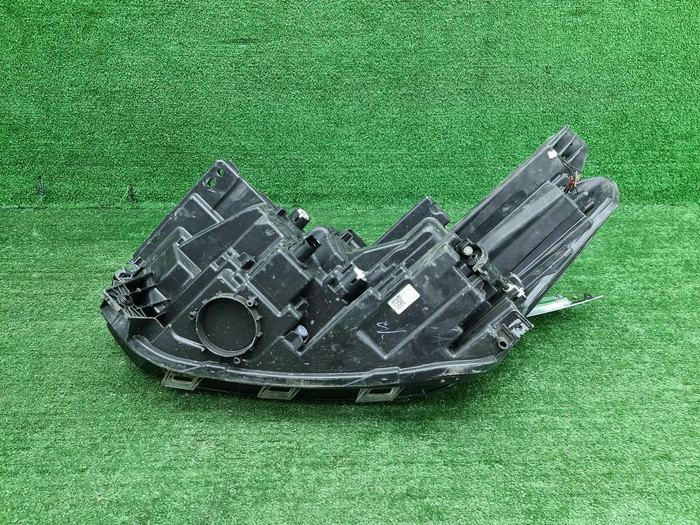 Битая Фара правая EXEED VX (2021-2024) LED