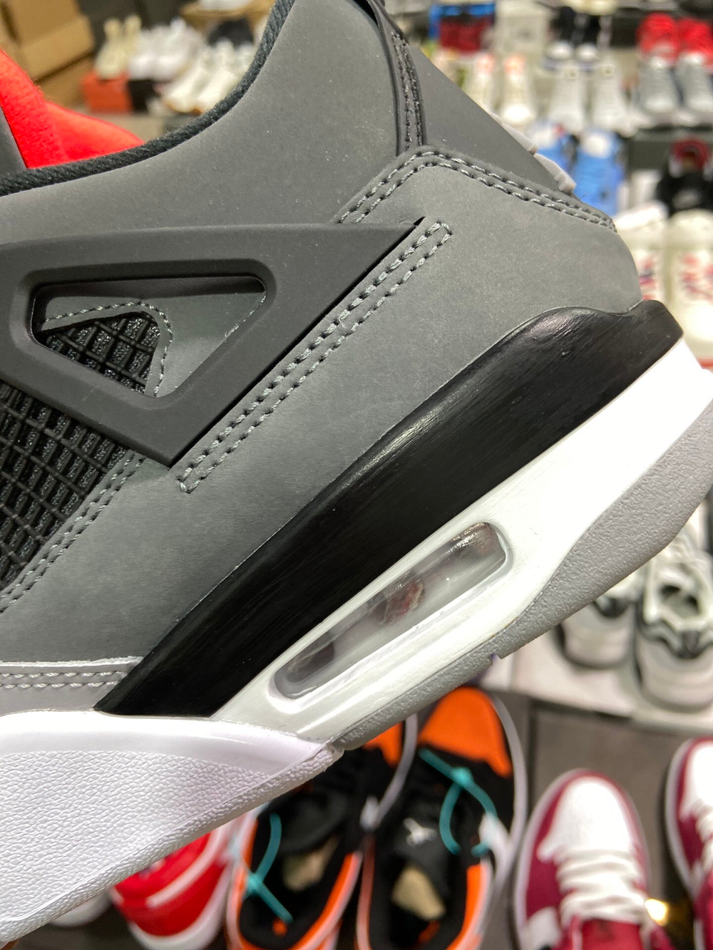 Air Jordan 4 «Infrared»