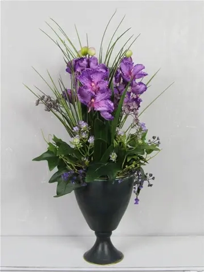 Авторская композиция в металлической вазе"Голландский букет"