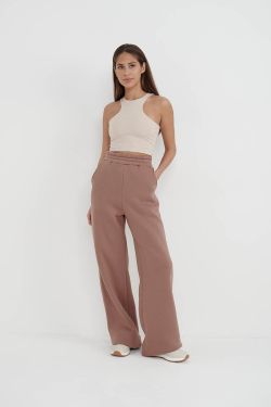 Утепленные брюки клеш цвета молочный шоколад