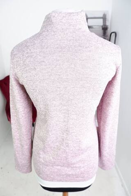 Джемпер LT Collection приятного оттенка, визуально на 46 размер, новый