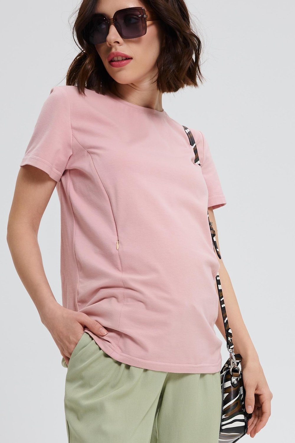 Футболка для беременных и кормящих цвет пудровый из хлопка, размеры 46,48