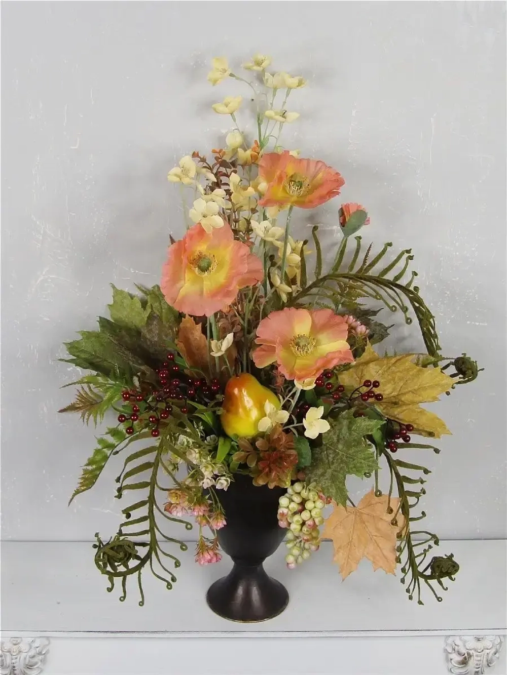 Авторская композиция в металлической вазе "Осенний букет"