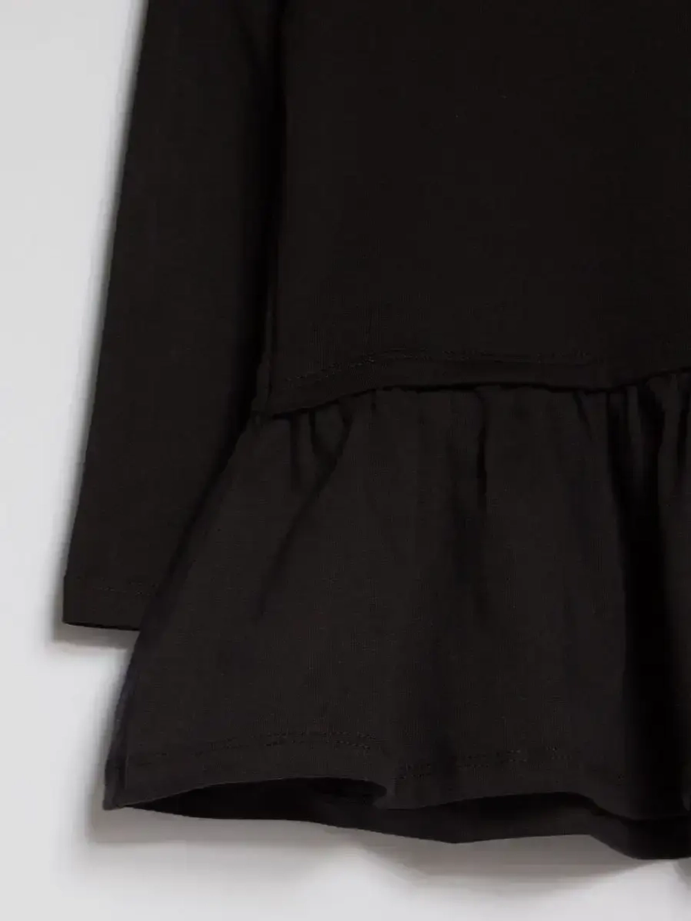 Платье для девочки в садик