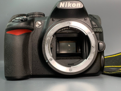 Nikon D3100 + kit 18-55mm 540 кадров