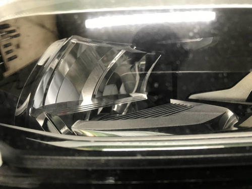Битая Фара правая Volvo XC60 2 (2017-2021) LED