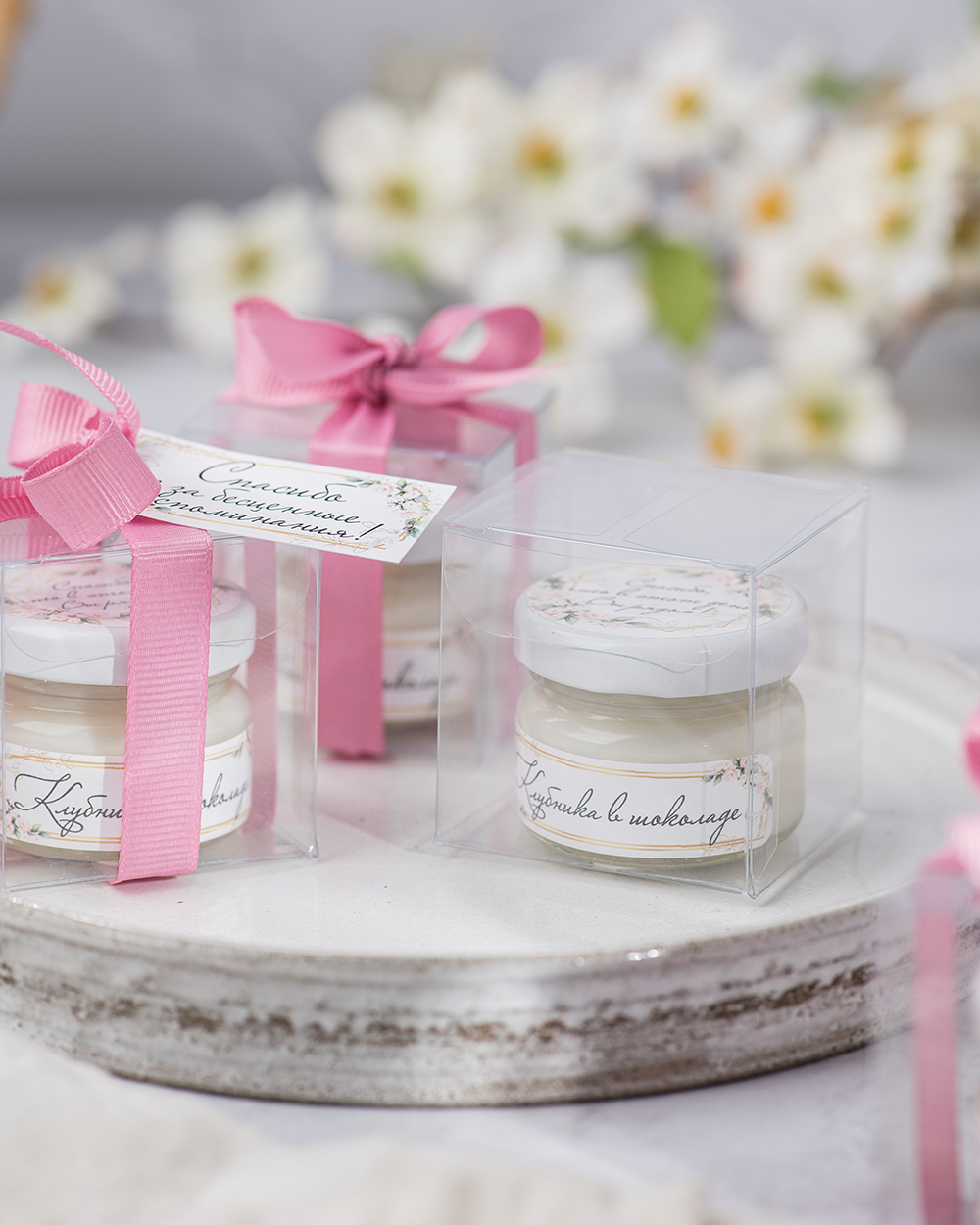 Свеча-бонбоньерка в подарок гостям