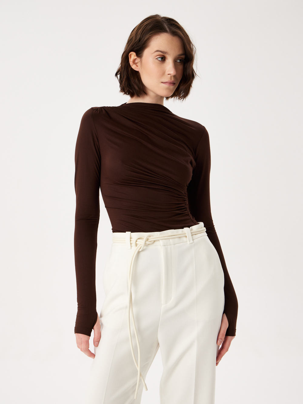 Лонгслив из вискозы со складками