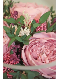 натуральные пионы в стекле, вакуум*